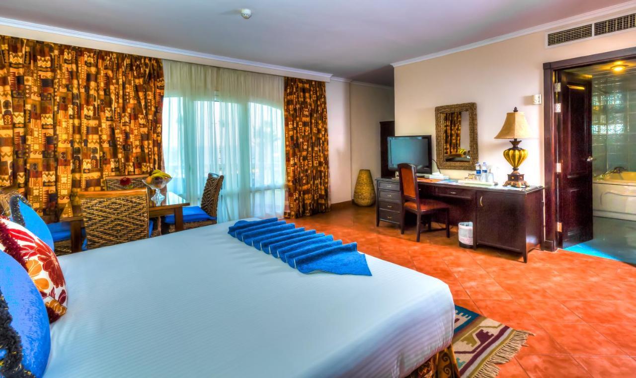 Porto Sokhna Beach Resort Ajn-Szuhna Kültér fotó
