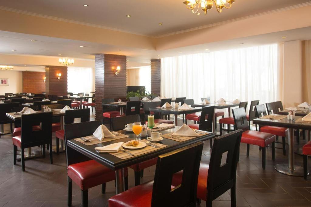 Porto Sokhna Beach Resort Ajn-Szuhna Kültér fotó