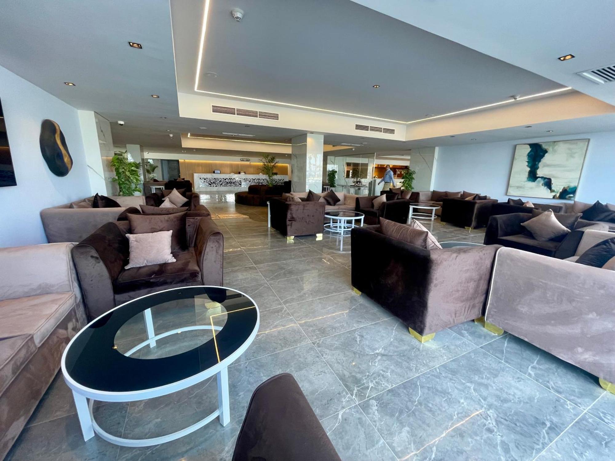 Porto Sokhna Beach Resort Ajn-Szuhna Kültér fotó