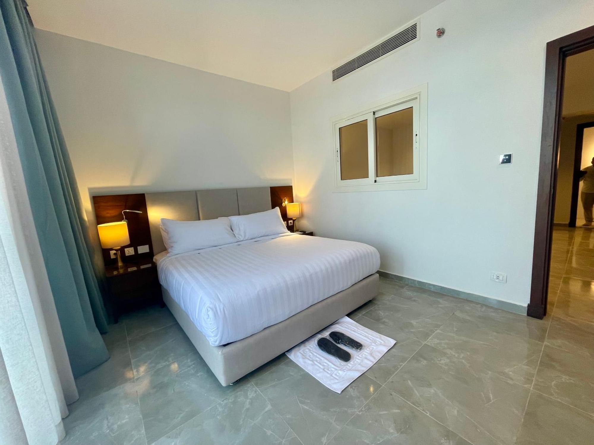 Porto Sokhna Beach Resort Ajn-Szuhna Kültér fotó
