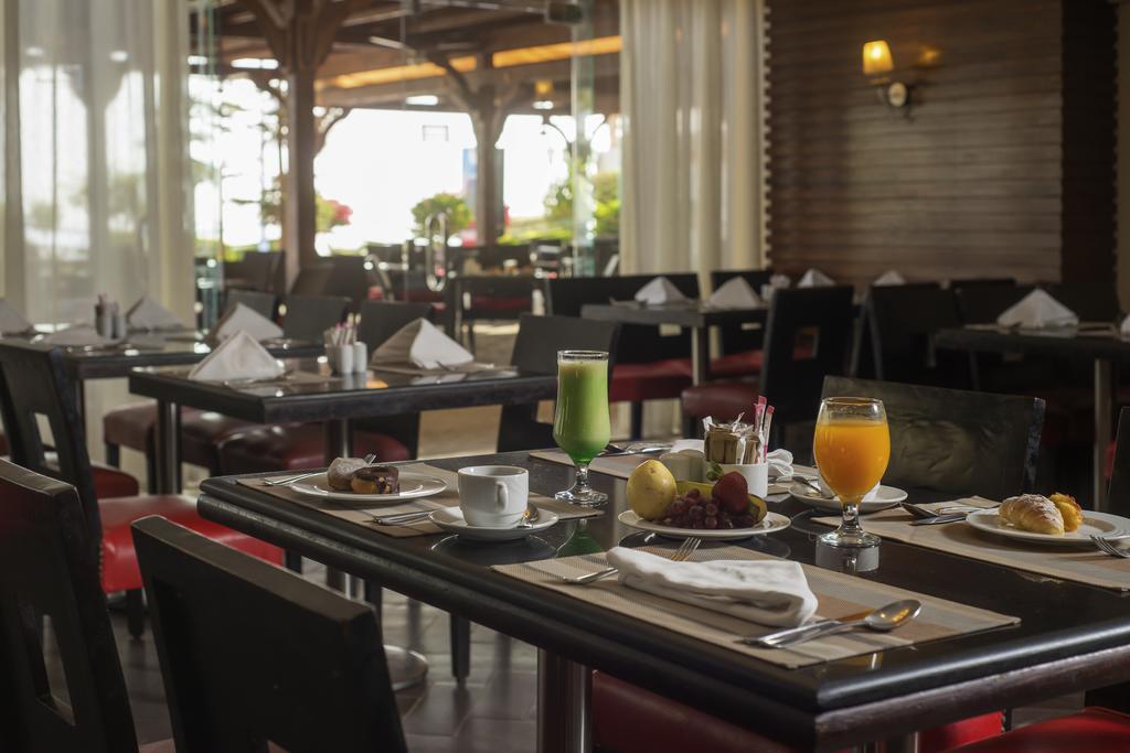 Porto Sokhna Beach Resort Ajn-Szuhna Kültér fotó